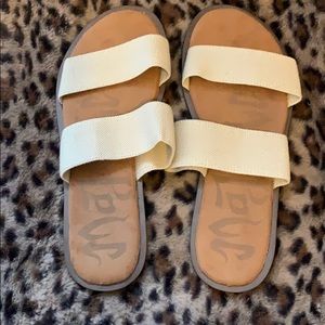 Women’s sandals